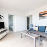 Home2Book Stunning Apartment Rocas Rojas