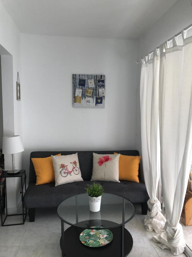 Monte Rojo Terrace Apartment *