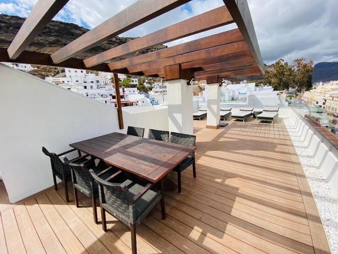 The Penthouse Apartment *