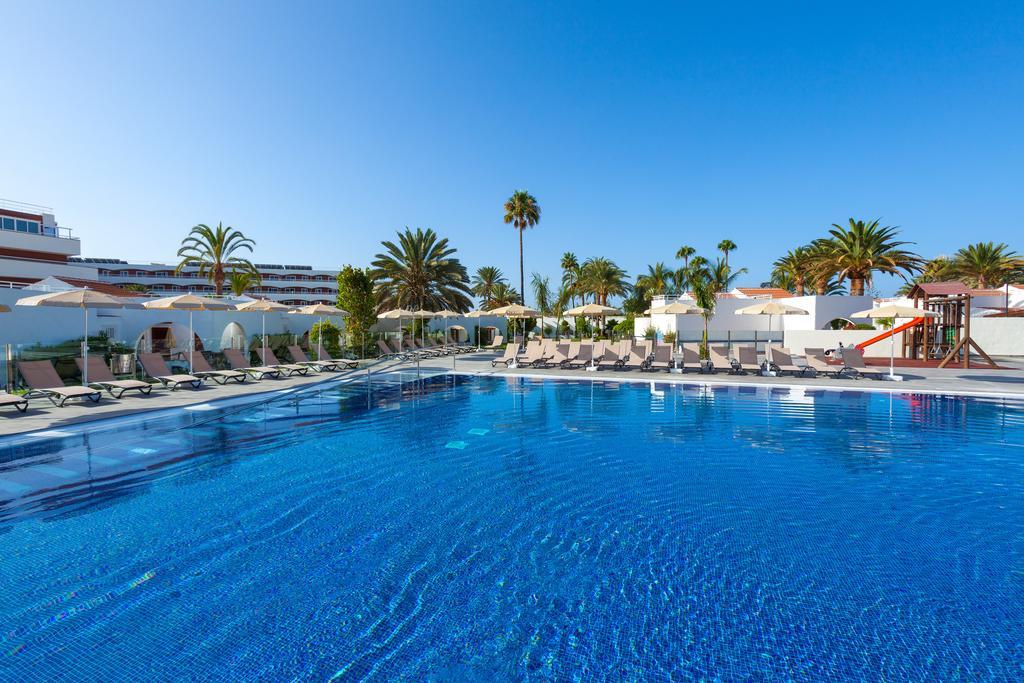 Sol Barbacan Aparthotel 4*