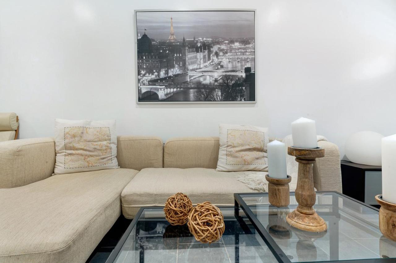 Moderno Triplex Sonneland *
