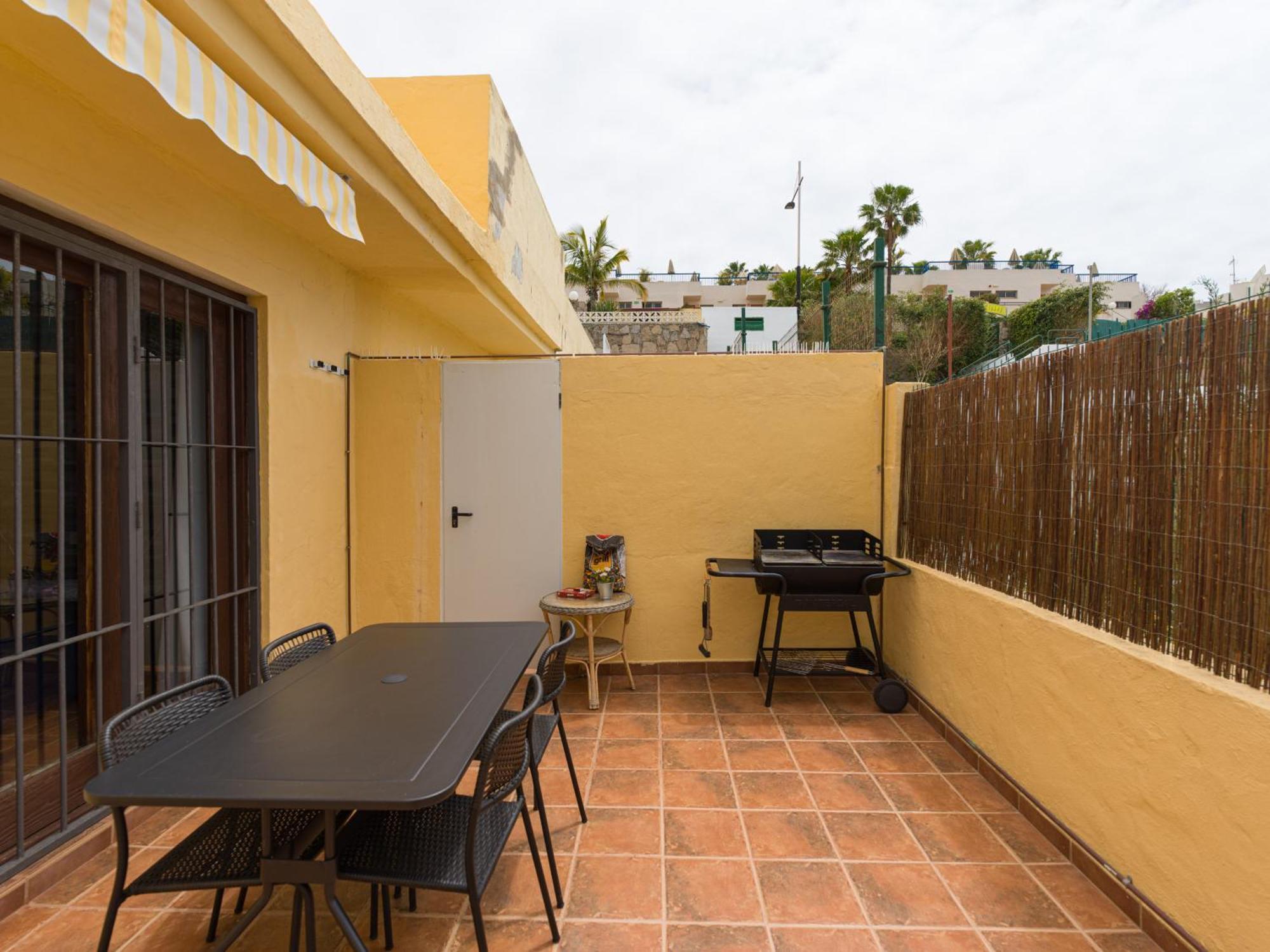 Apartment Private Solarium Views - Jacuzzi