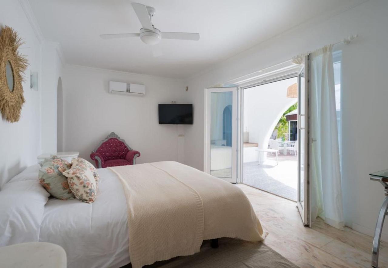 Villa, Sea Views, Pool Sauna, Jacuzzi,gas Bbq Pasito Blanco