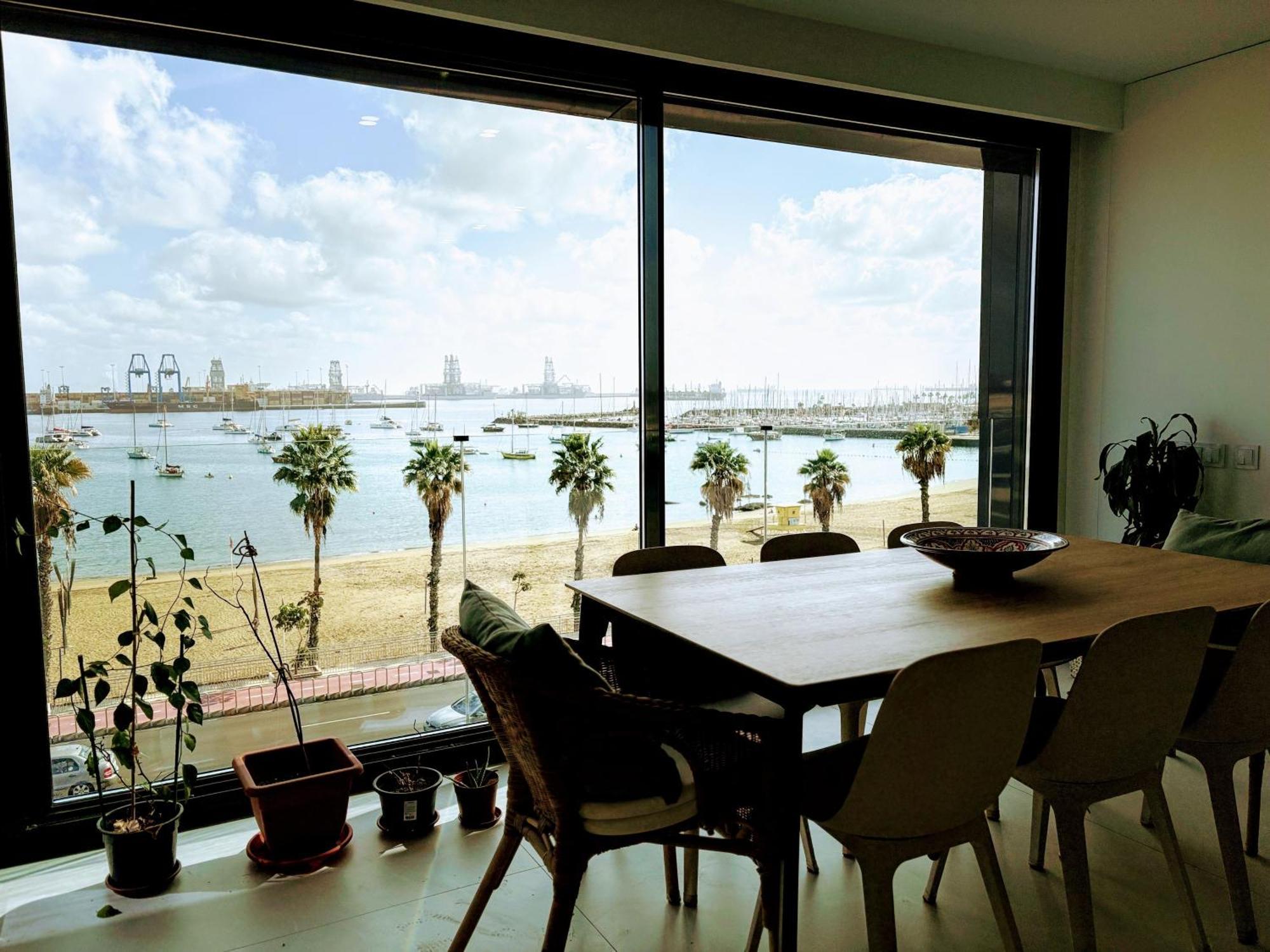 Oceanfront Luxury By Wave * Las Palmas