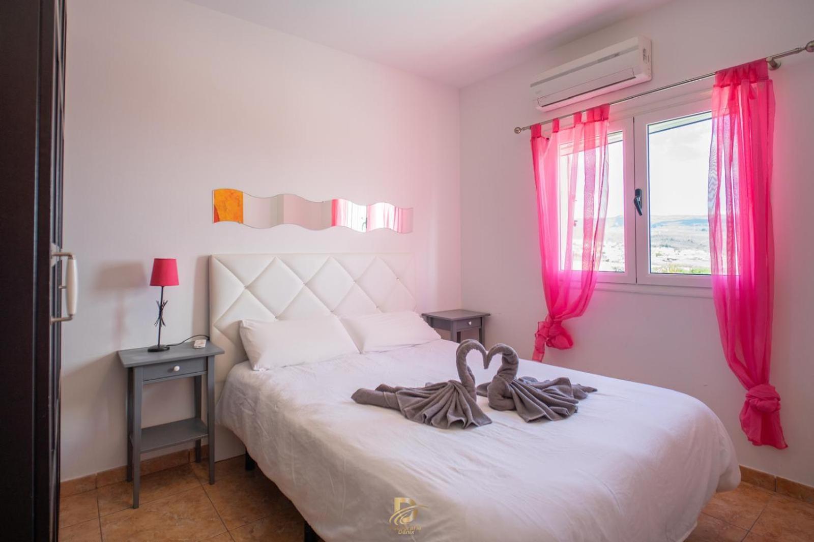 Paradise Farm Salobre Villa *
