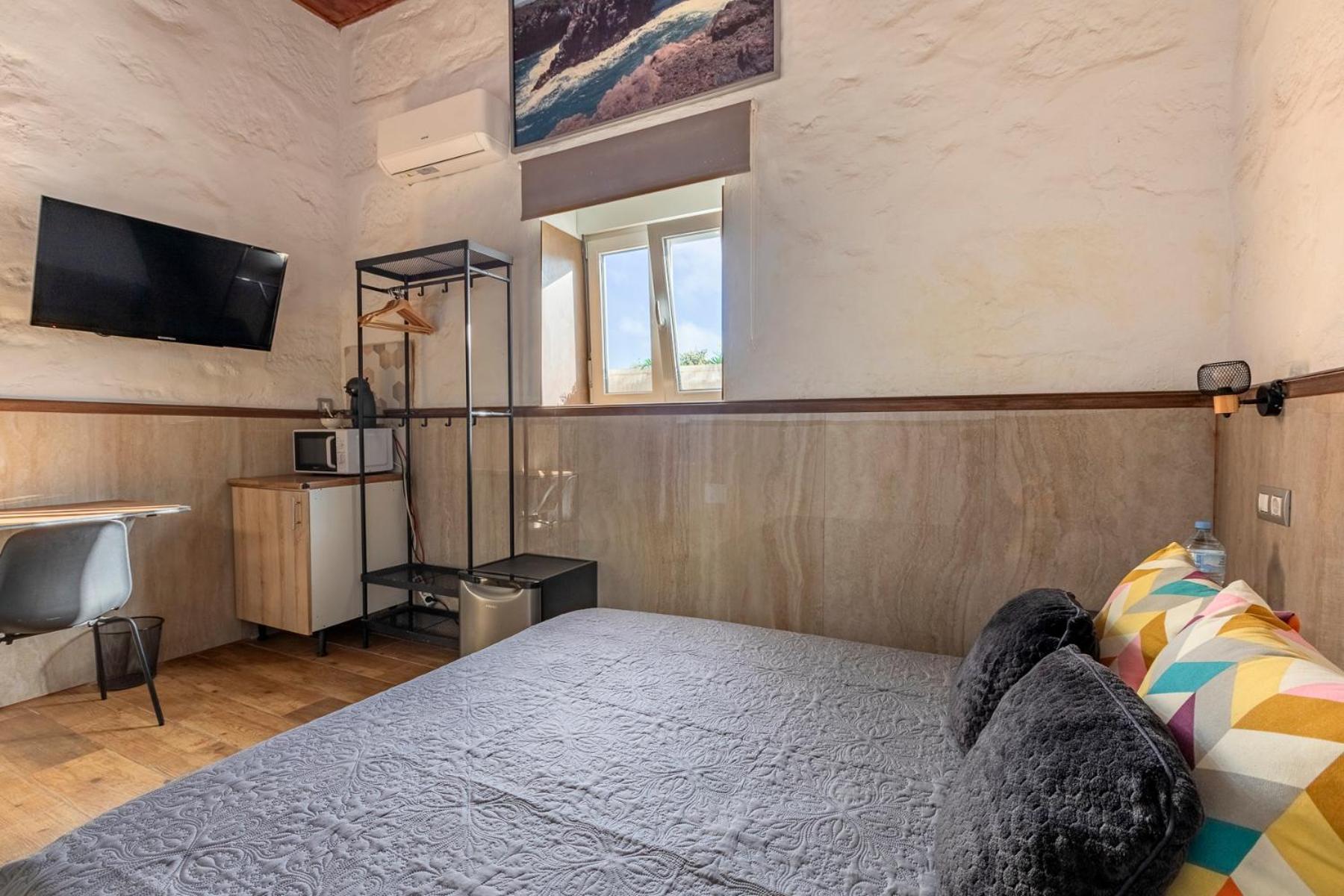Valtisya Pool And Airport Country house Telde