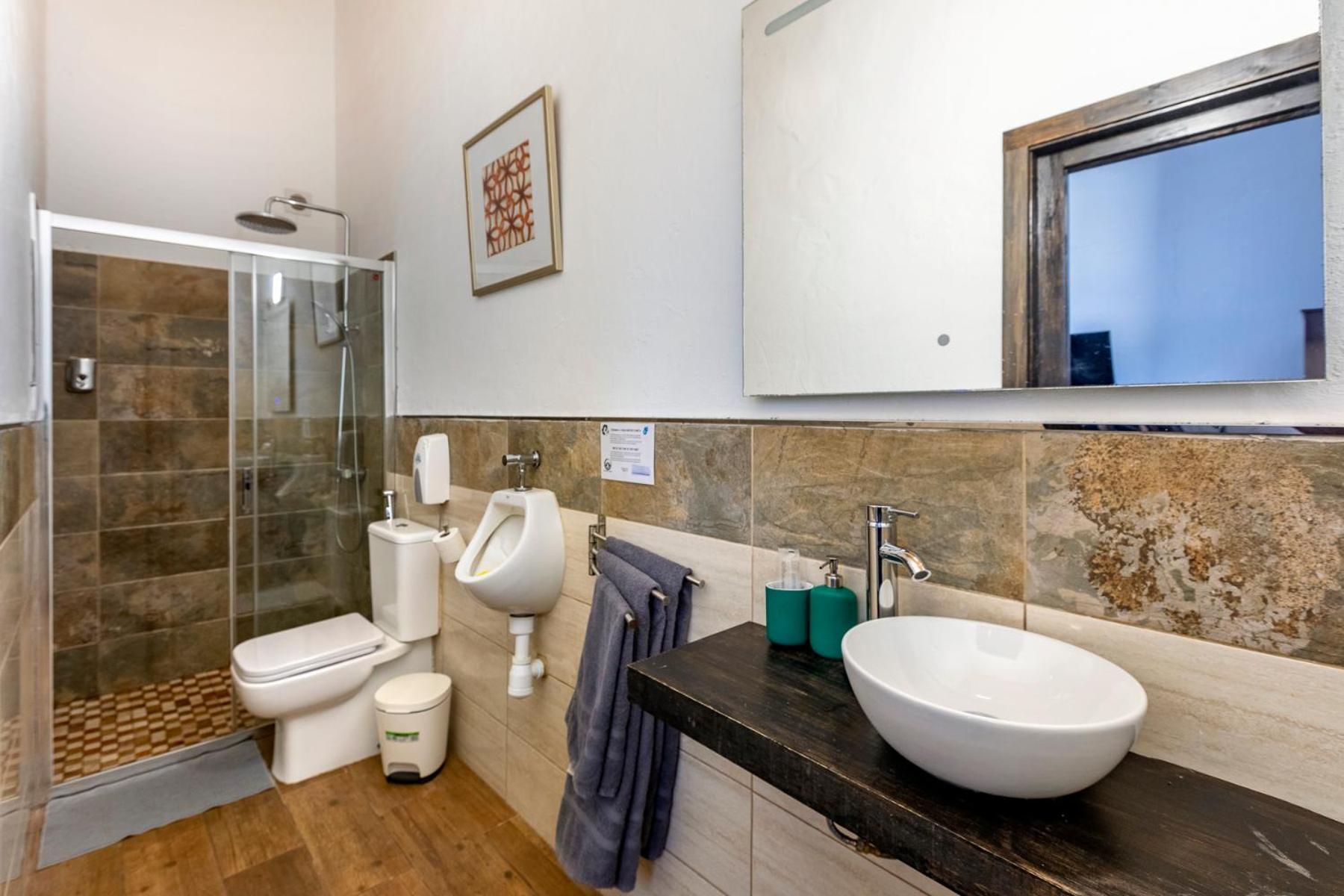 Valtisya Pool And Airport Country house