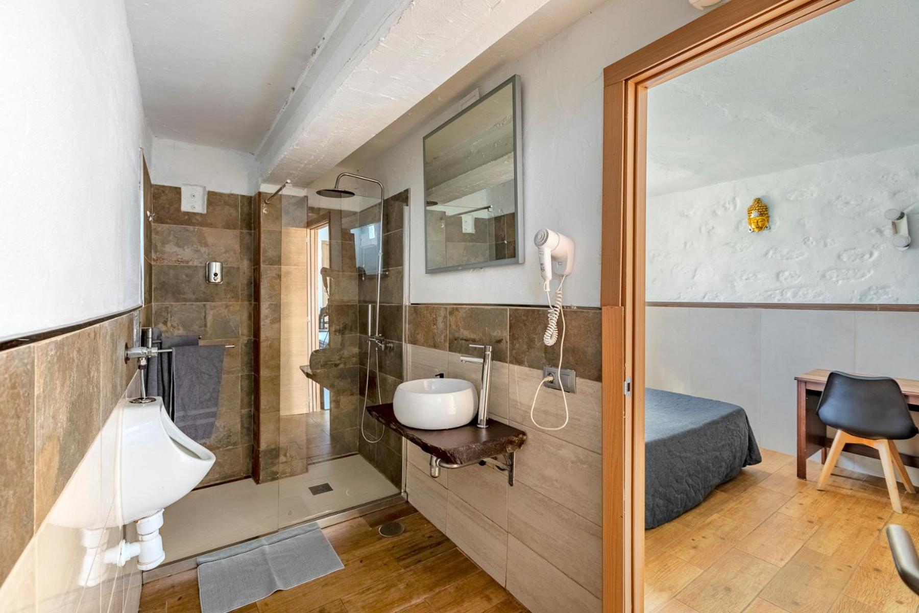 Valtisya Pool And Airport Country house *