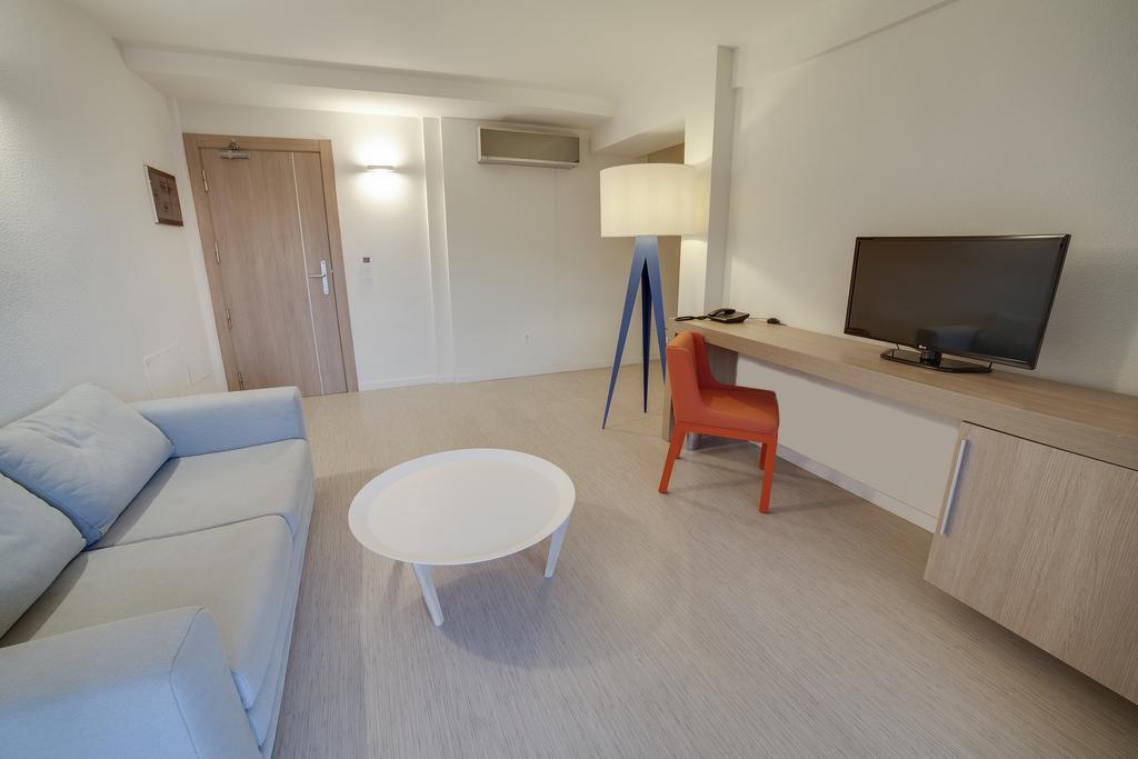 Aparthotel Riviera Vista 3*