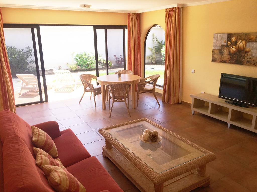 Sunclub Suites *