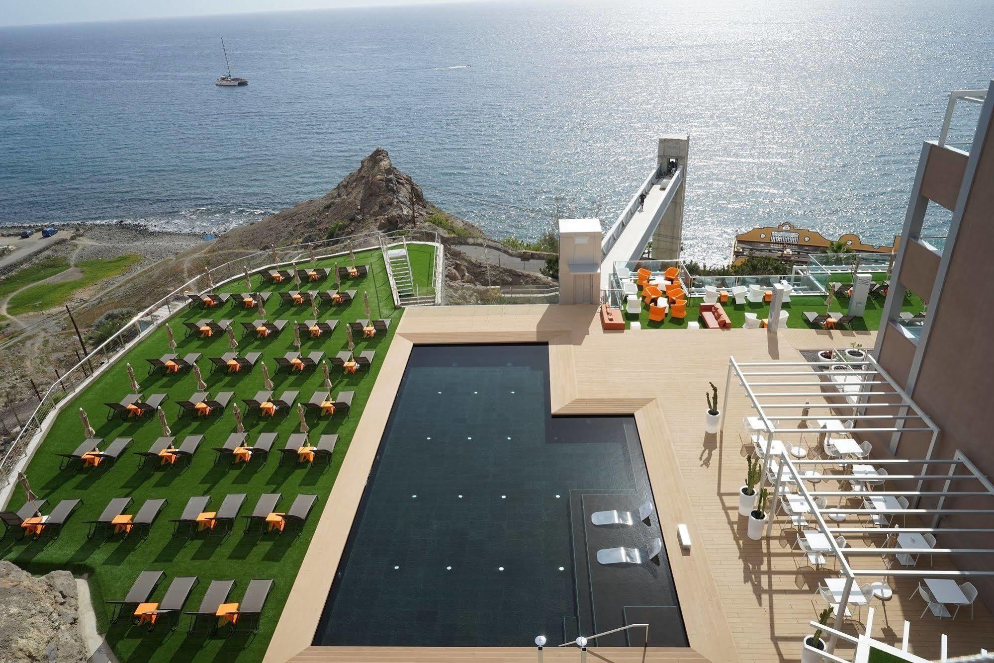 Aparthotel Riviera Vista Playa Del Cura (Gran Canaria)