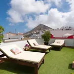The Yellow House - Solarium - Climatized Pool