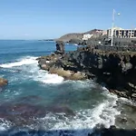 Isamaria Terraza En La Playa