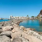 Harbour 374 With Private Roof Terrace In Puerto De Mogan By El Sirocco