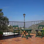 La Bohemia Apartments