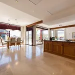 Sunset Villa