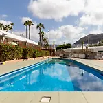 Leticia Del Mar Adults Only