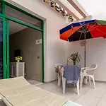 Porlamar Apartments