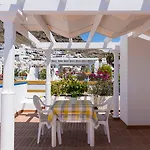 Billy\'S Puerto De Mogan Apartments By Livvo