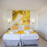 Servatur Waikiki