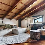 Karibu Lodge