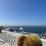 Sunny Modern Apartment - Sea View And Beach Access