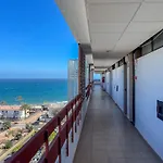 Las Arenas Cosy Flat - Balcony & Ac