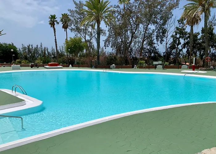 Relax In Pasito Blanco Camping House