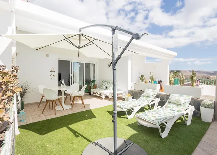 Bungalow playa Águila terraza piscina by Lightbooking