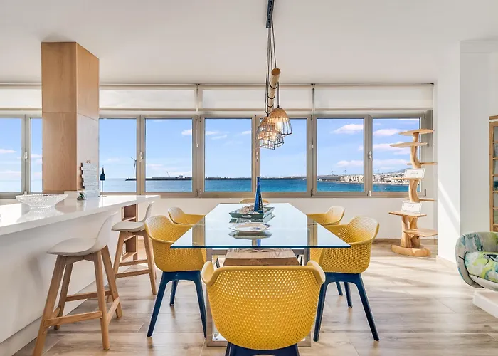 Home2Book Seafront Haven With Views, Arinaga