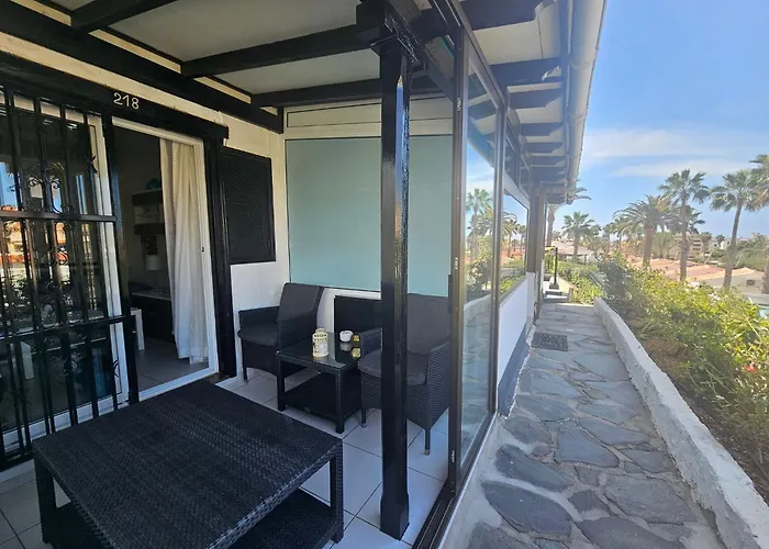 Central Apartment With Sea Views
