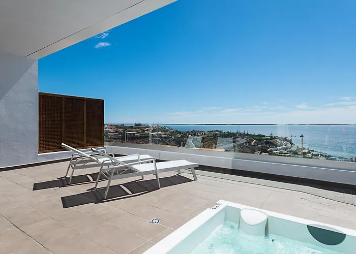 Altos De La Gloria Beach Apartments