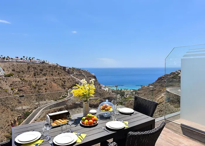 Penthouse Beyond Amadores