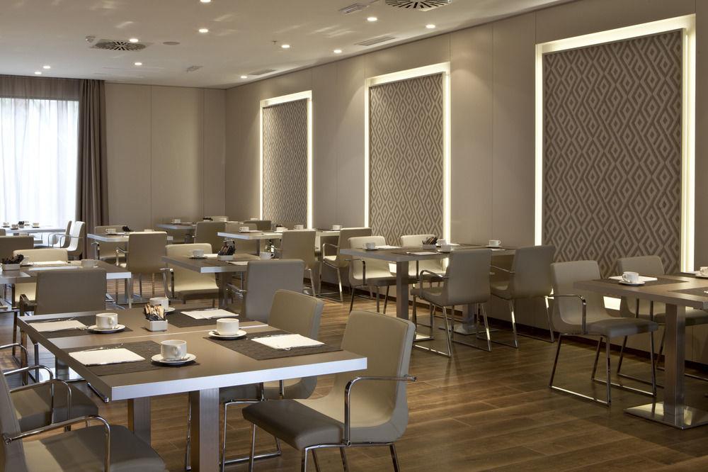 Ac Iberia By Marriott Hotel 4*