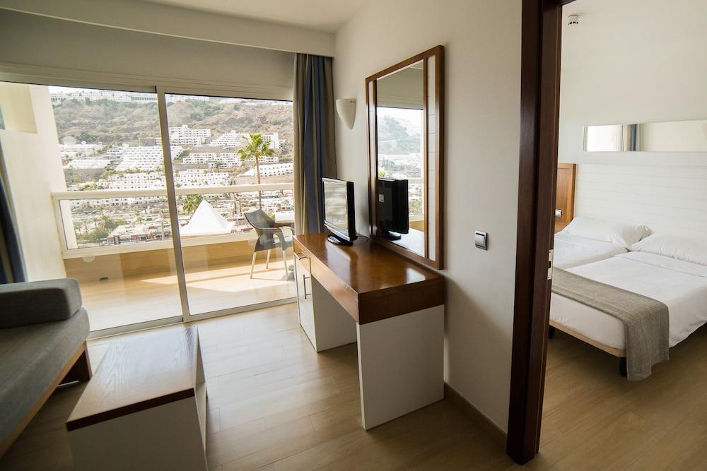 Altair * Puerto Rico (Gran Canaria)