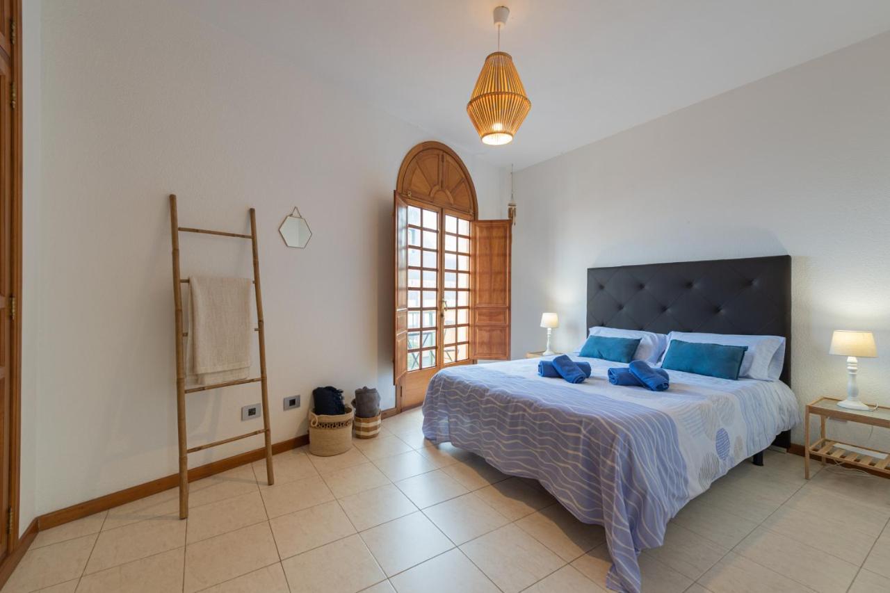Villa The Yellow House - Solarium - Climatized Pool *