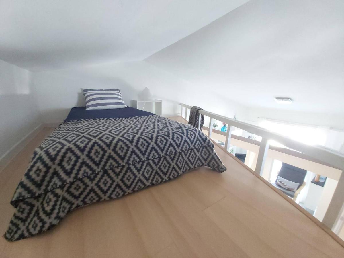 Holiday home With Sea Views