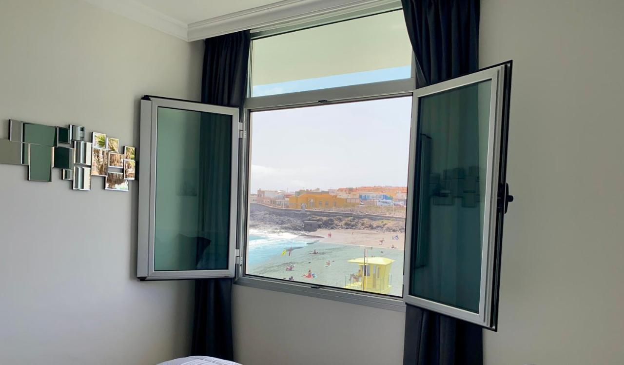 Hermoso Edificio Frente Al Mar Con Gran Terraza Y Hermosas Vistas Apartment