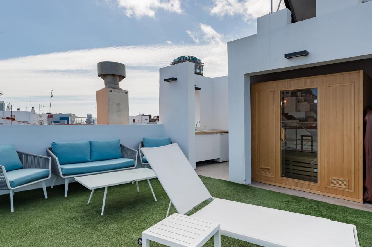 Disfruta De La Brisa Marina Desde La Terraza De Atico Con Solarium Apartment *