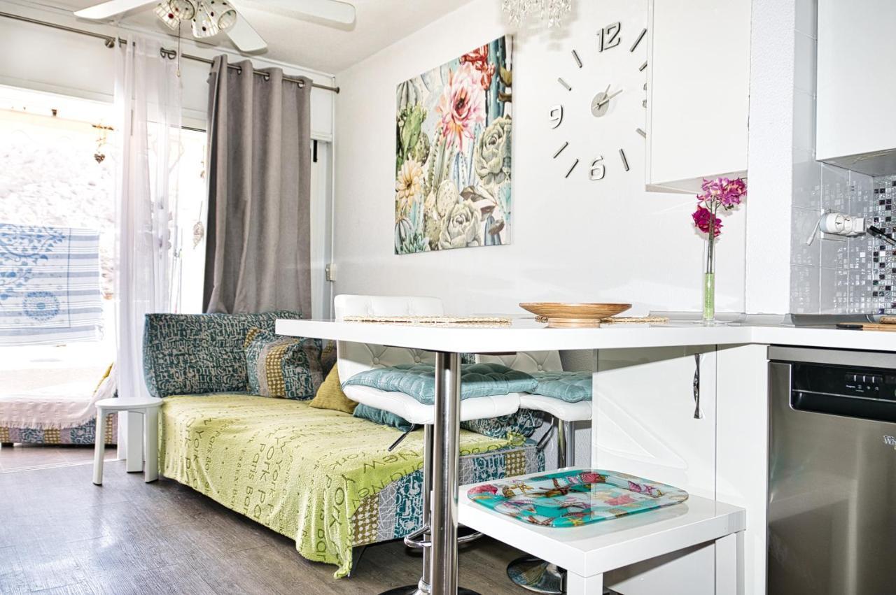Malibu 2 Con Aire Acondicionado, Campo De Tennis Y Piscina Con Solarium Apartment *