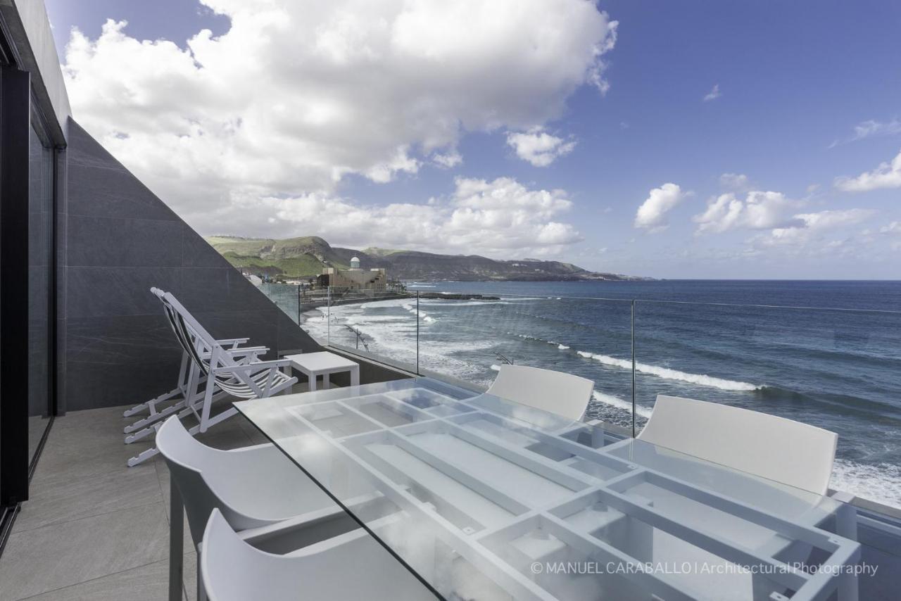 Penthouse Over The Sea *