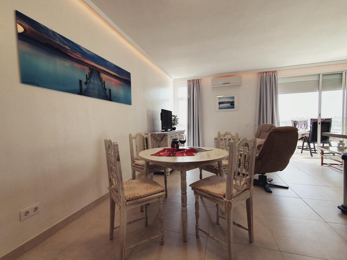Apartment Elegant And Spacious With Sea Vieuw