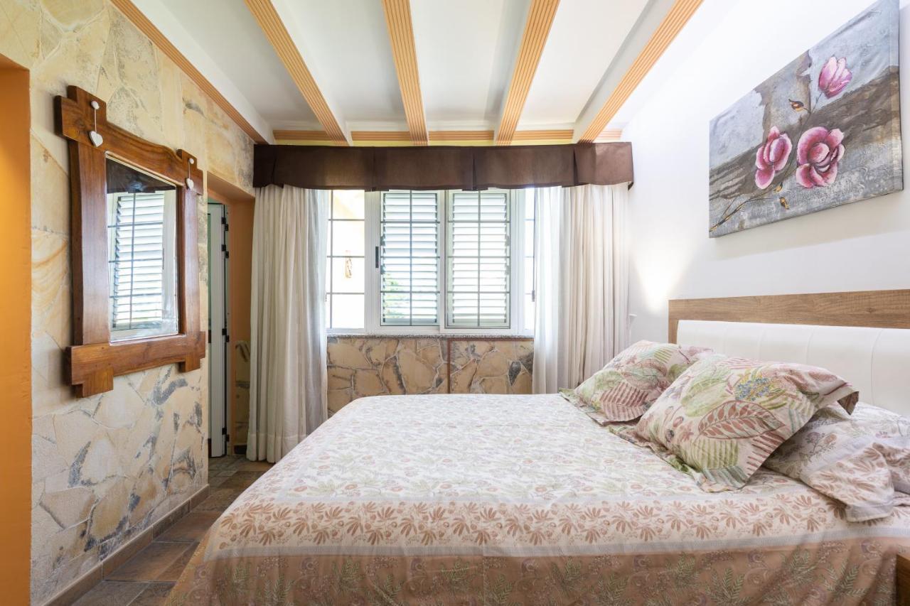 Casa Adara - Heated Pool Included