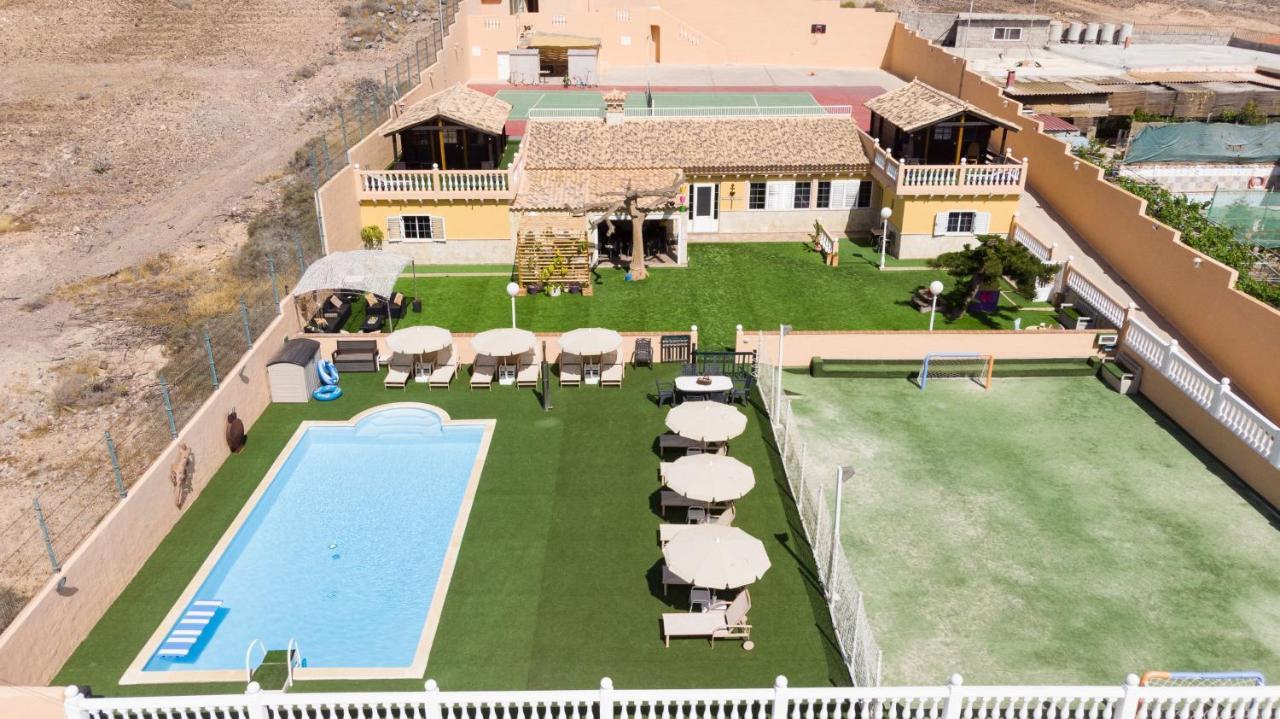 Chalet Casa Adara - Heated Pool Included *