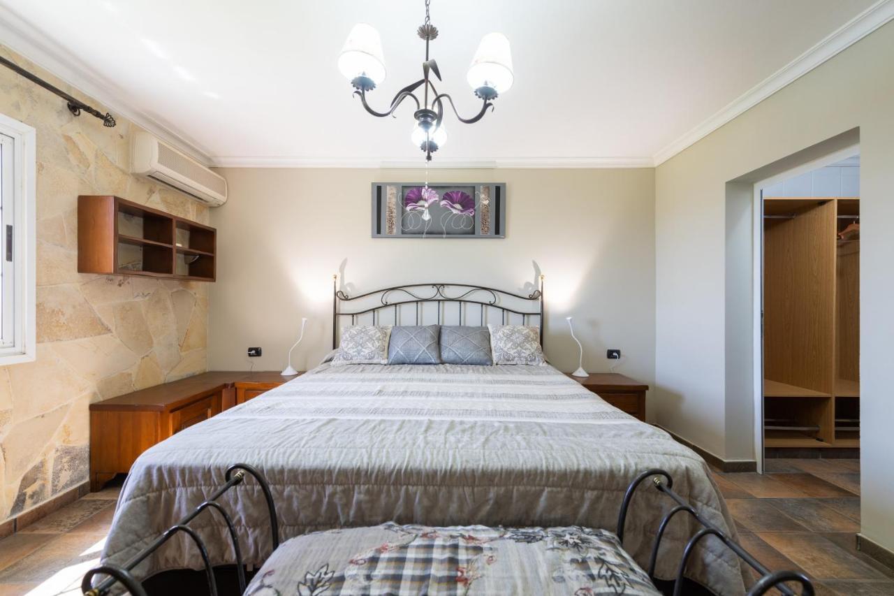 Chalet Casa Adara - Heated Pool Included