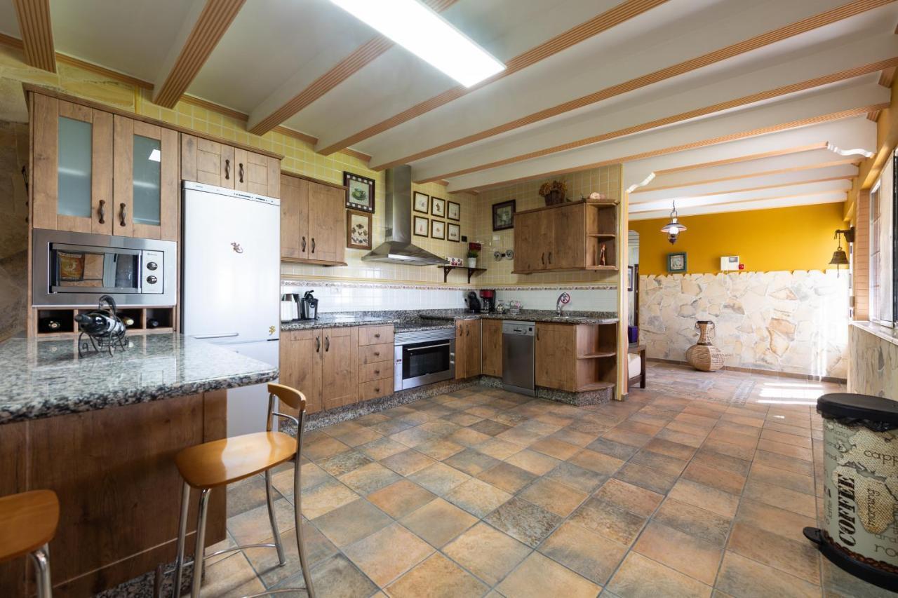 Chalet Casa Adara - Heated Pool Included