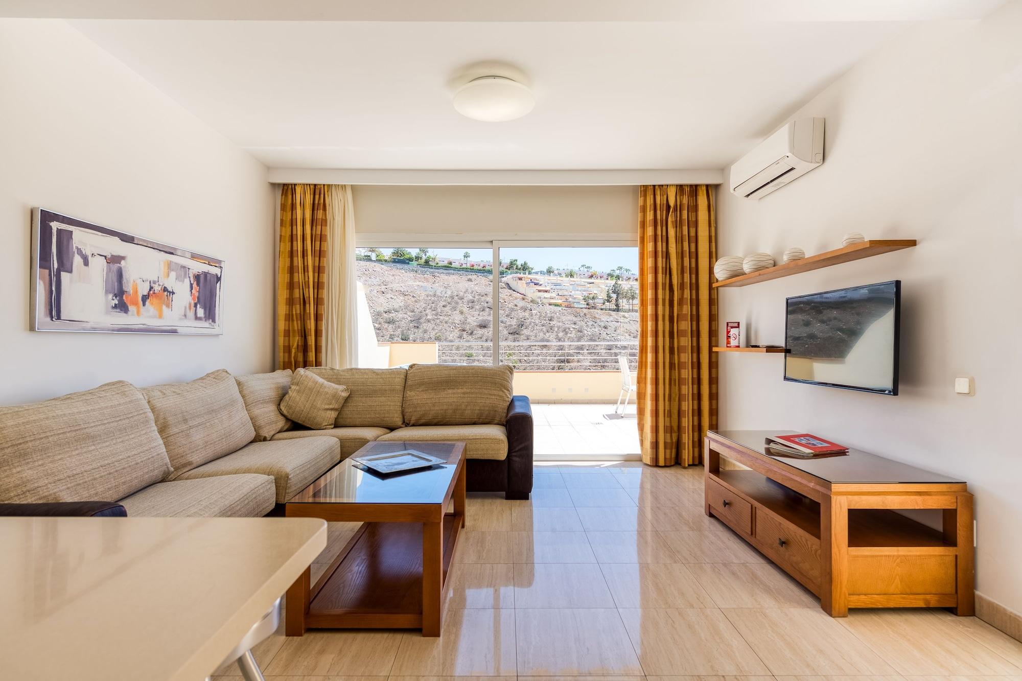Holiday Club Sol Amadores Aparthotel