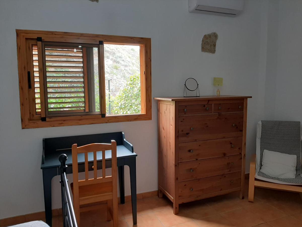 Peaceful House Set On A Vineyard & Work Friendly Valsequillo