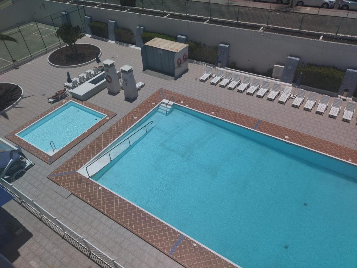 5 Min Walk From Yumbo! 517 Apartment *
