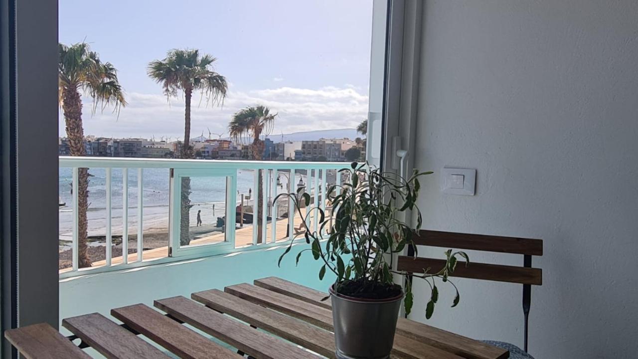 Arena Y Mar Arinaga